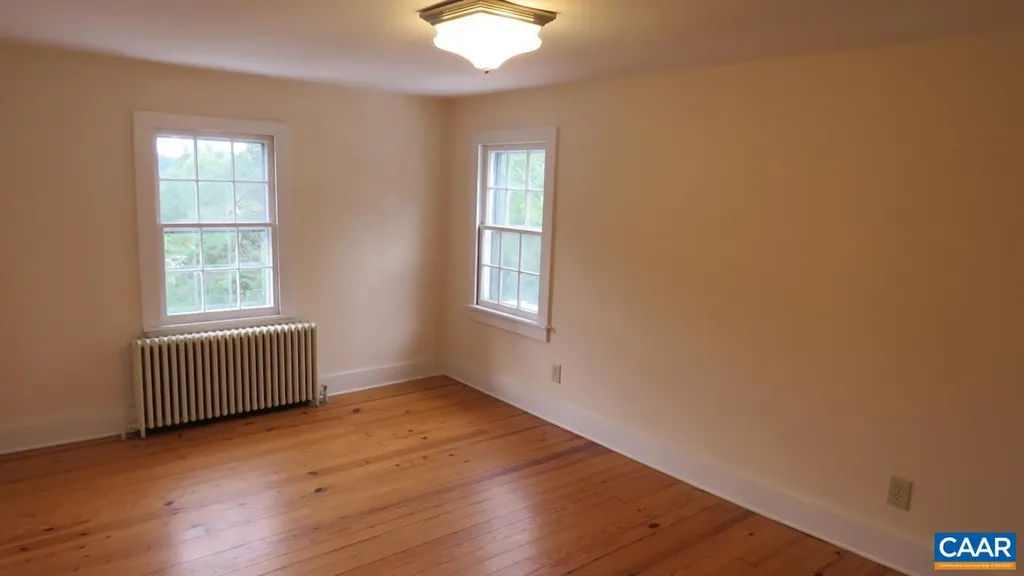 740 Canal Street Scottsville VA 24590