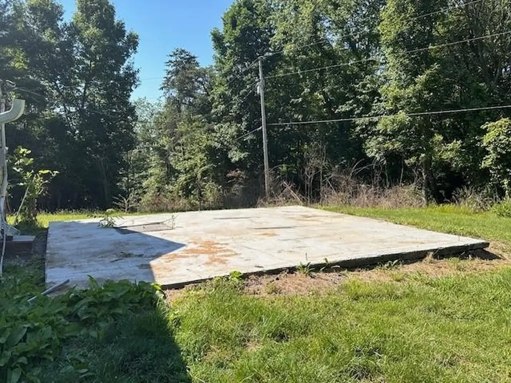 10039 Jess Arey Lane Dayton VA 22821