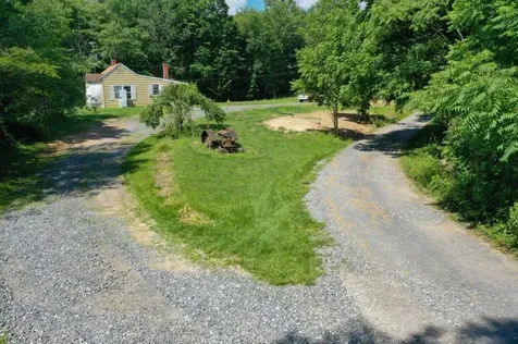 10039 Jess Arey Lane Dayton VA 22821