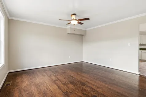 102 Kadies Lane Edinburg VA 22824