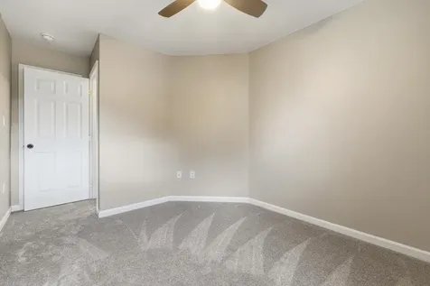 102 Kadies Lane Edinburg VA 22824