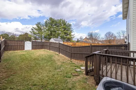 102 Kadies Lane Edinburg VA 22824