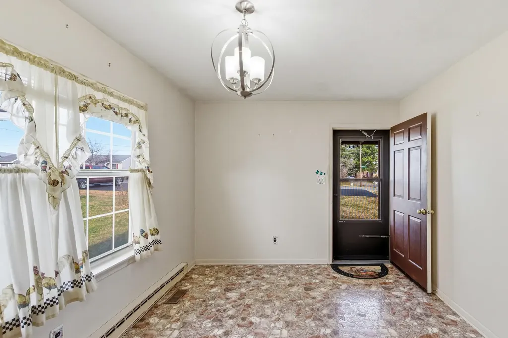 502 Seventh Street Elkton VA 22827