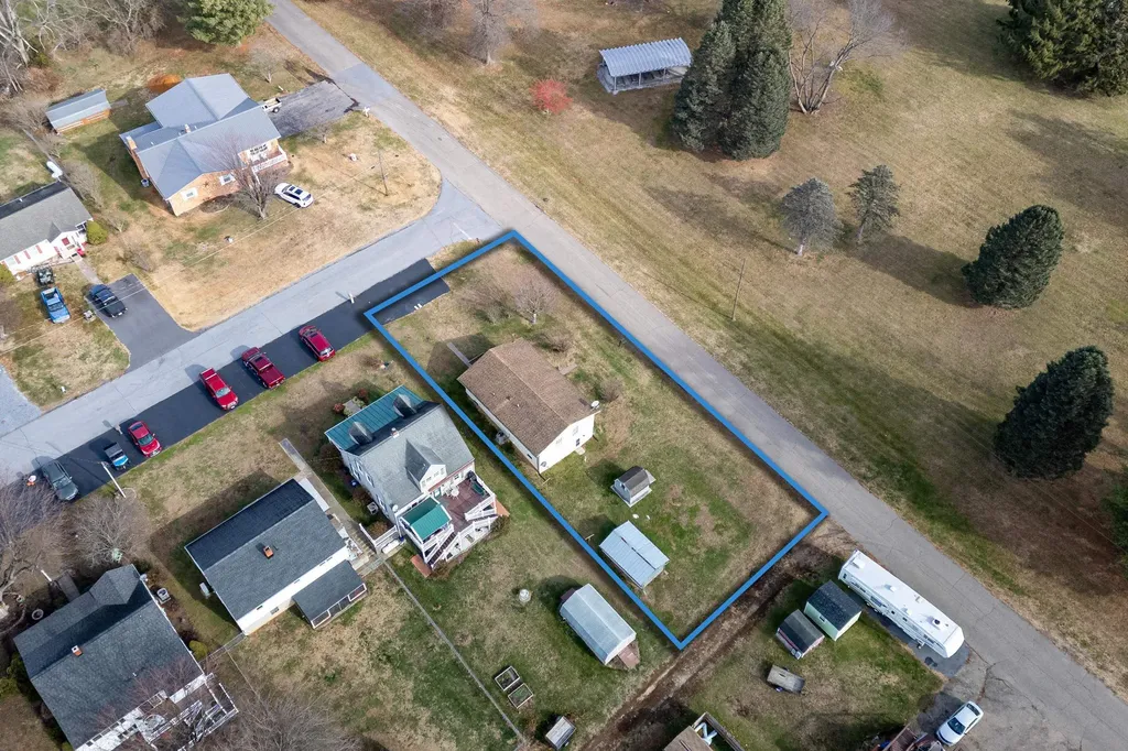 502 Seventh Street Elkton VA 22827