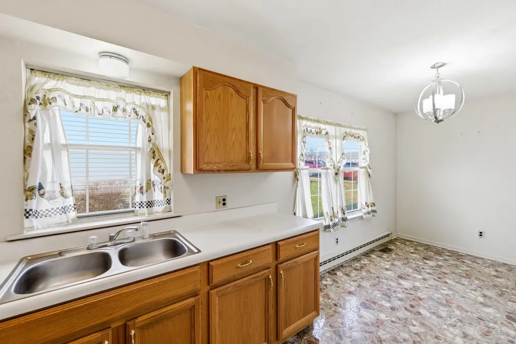 502 Seventh Street Elkton VA 22827