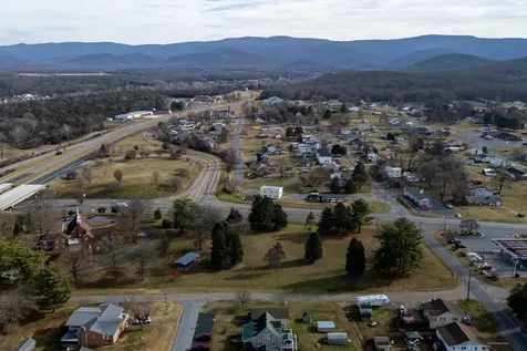 502 Seventh Street Elkton VA 22827
