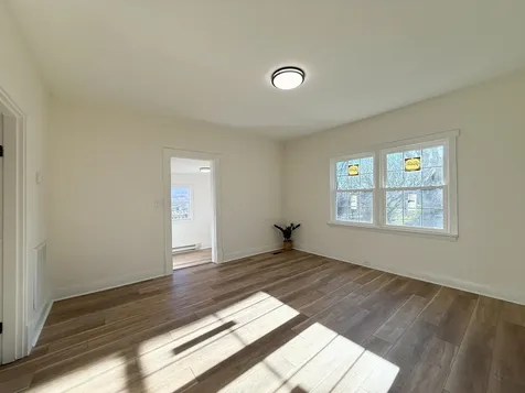 909 Grayson Avenue Waynesboro VA 22980