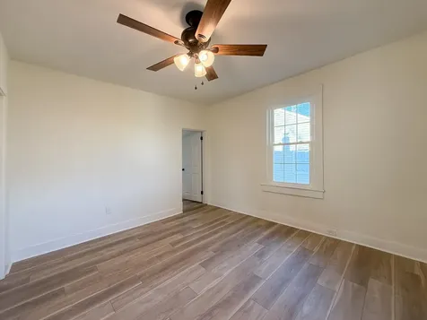 909 Grayson Avenue Waynesboro VA 22980