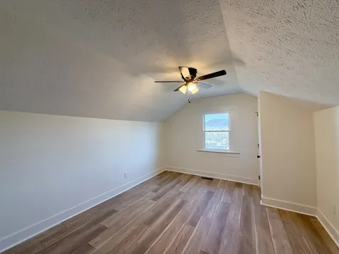 909 Grayson Avenue Waynesboro VA 22980