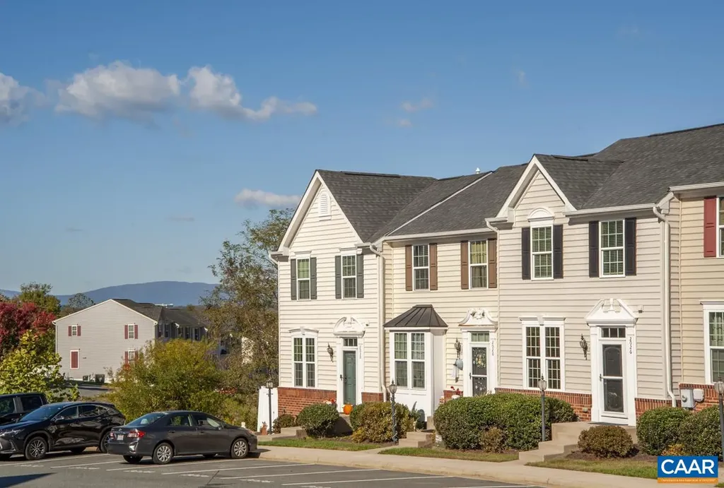 Charlottesville VA, 2026 Verona Court