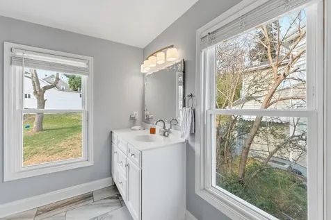 422 Baltimore Avenue Staunton VA 24401