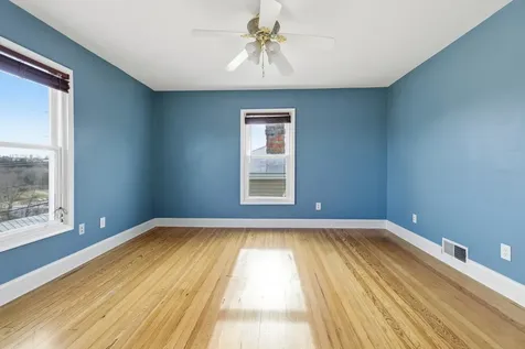 422 Baltimore Avenue Staunton VA 24401