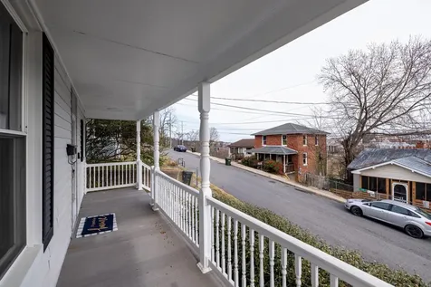 422 Baltimore Avenue Staunton VA 24401