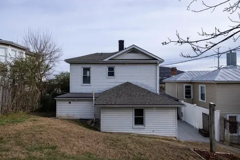 422 Baltimore Avenue Staunton VA 24401