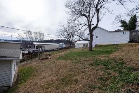 422 Baltimore Avenue Staunton VA 24401
