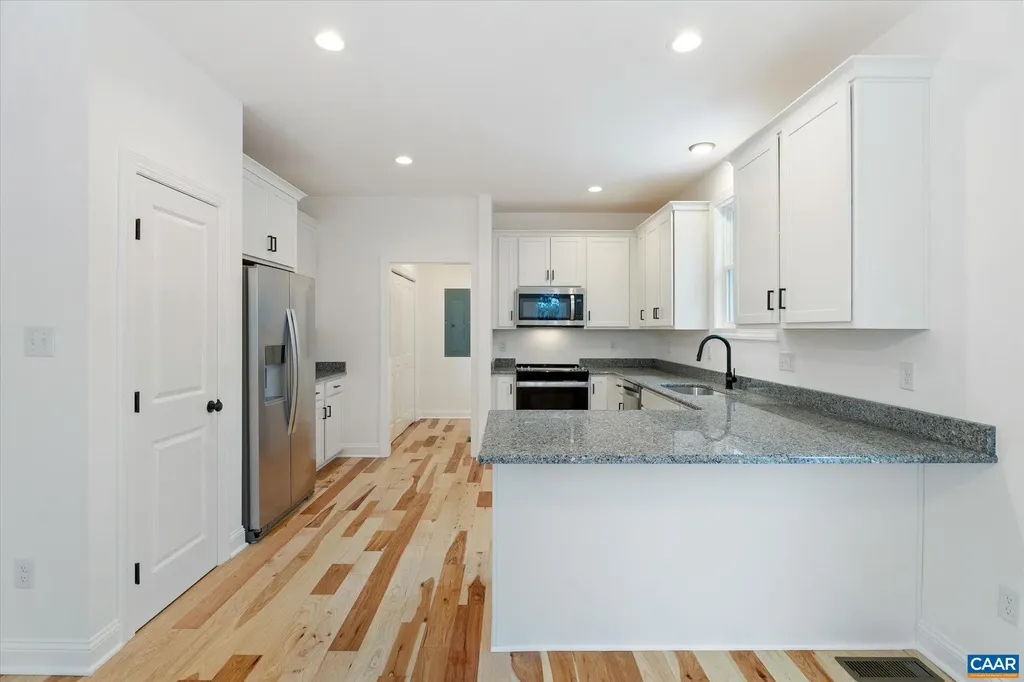 423 10 1/2 Street NW Charlottesville VA 22903