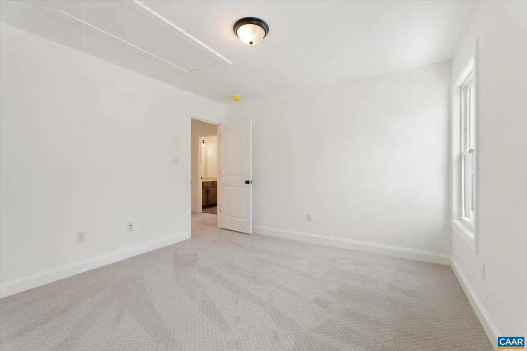 423 10 1/2 Street NW Charlottesville VA 22903