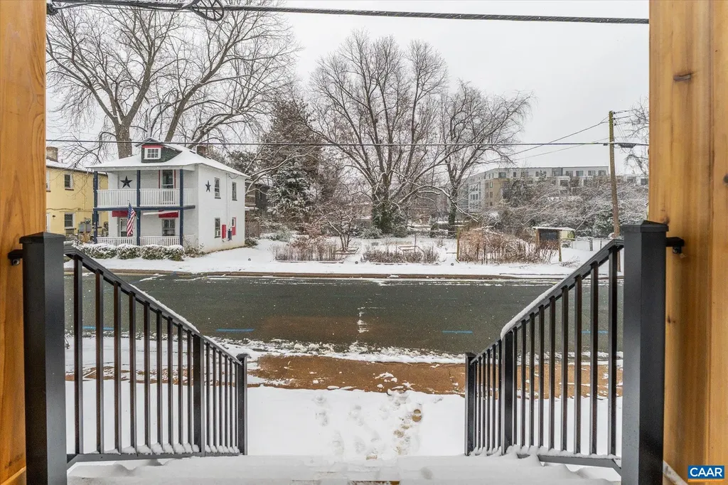 423 10 1/2 Street NW Charlottesville VA 22903