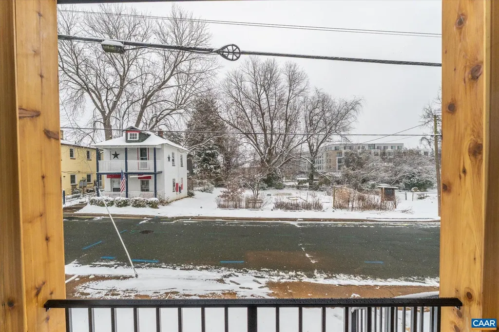 423 10 1/2 Street NW Charlottesville VA 22903