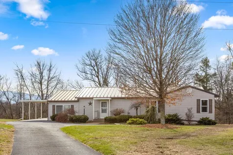 8086 Craun Drive Grottoes VA 24441