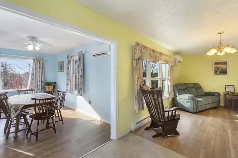 8086 Craun Drive Grottoes VA 24441