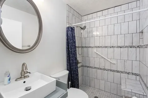 8086 Craun Drive Grottoes VA 24441