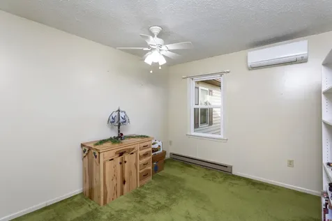 8086 Craun Drive Grottoes VA 24441