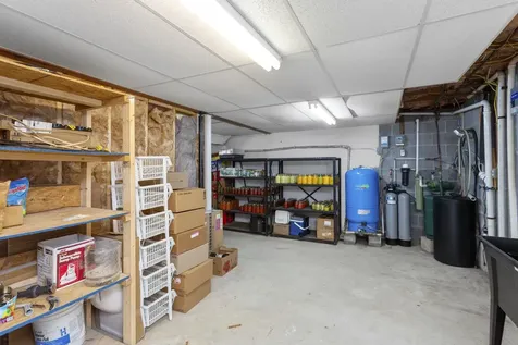 8086 Craun Drive Grottoes VA 24441