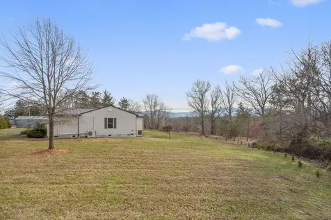 8086 Craun Drive Grottoes VA 24441