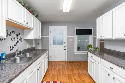 207 Reservoir Street Staunton VA 24401