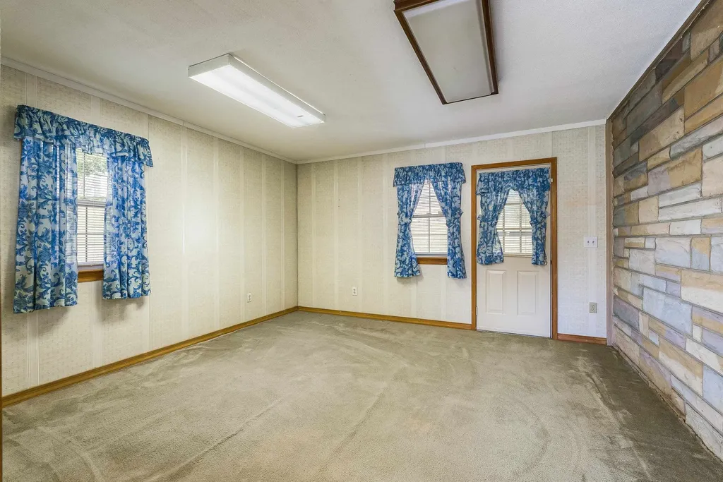 18753 Mount Pleasant Road Elkton VA 22827