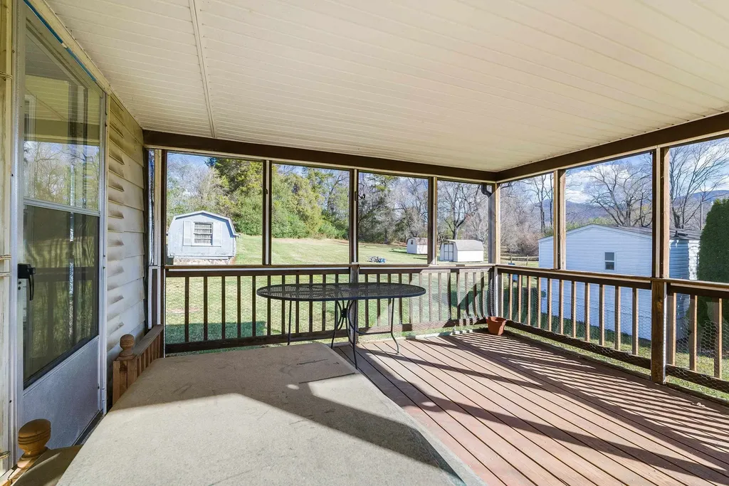 18753 Mount Pleasant Road Elkton VA 22827