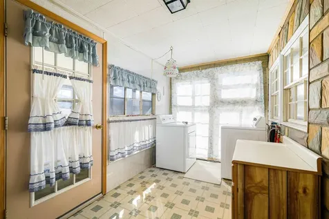 18753 Mt Pleasant Road Elkton VA 22827