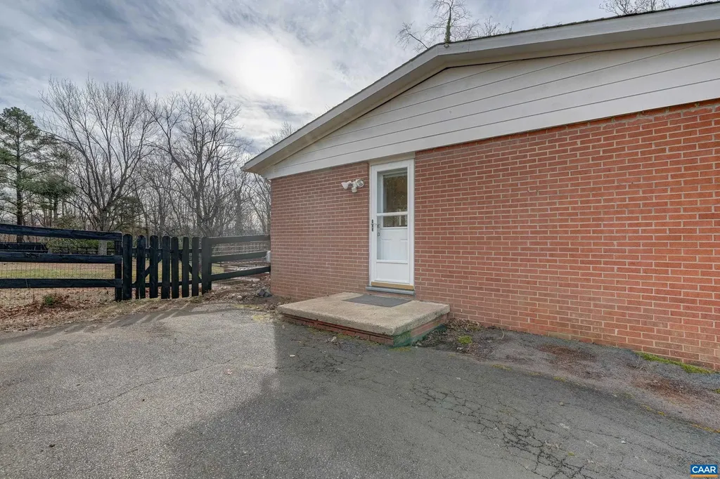 1179 Blue Ridge Avenue Crozet VA 22932