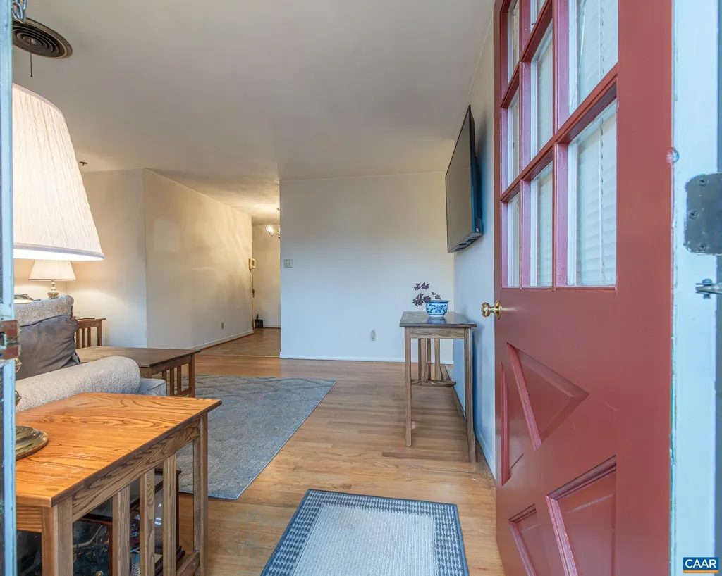 1211 Holmes Avenue Charlottesville VA 22901