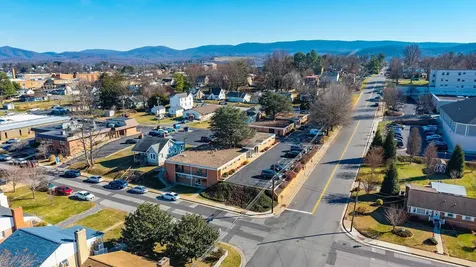1305 13th Street Waynesboro VA 22980