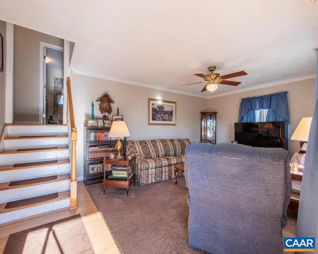 3483 West River Road Scottsville VA 24590