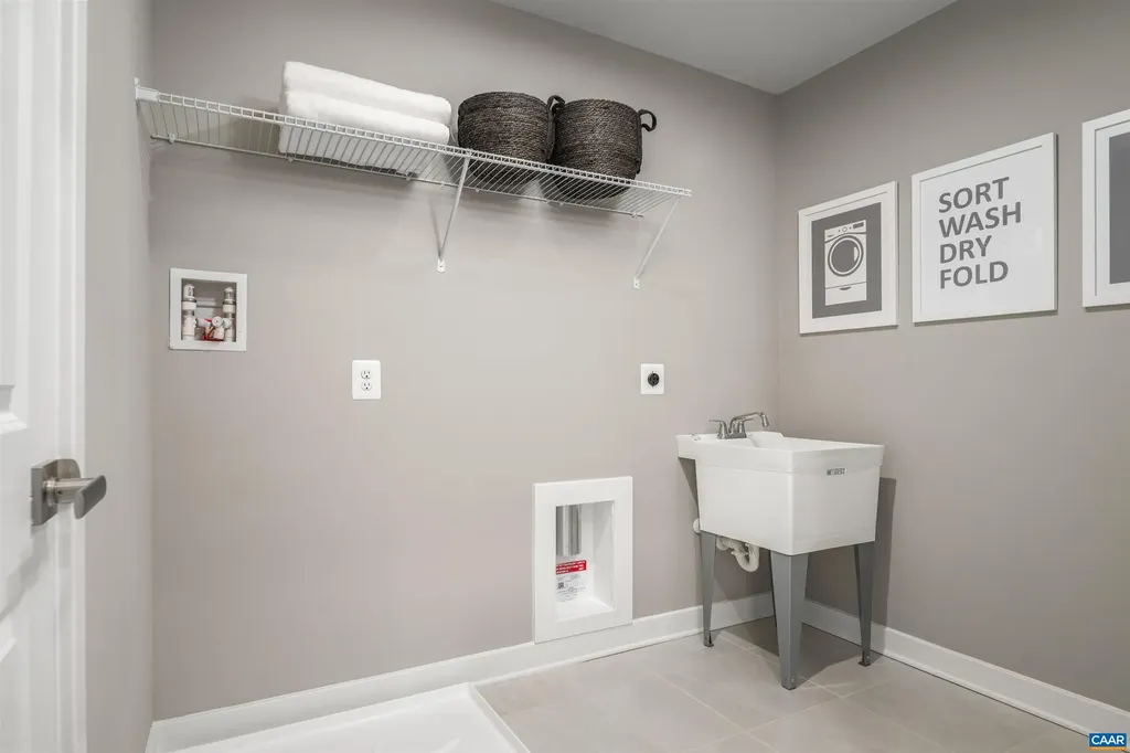 405 White Sands Boulevard Barboursville VA 22923