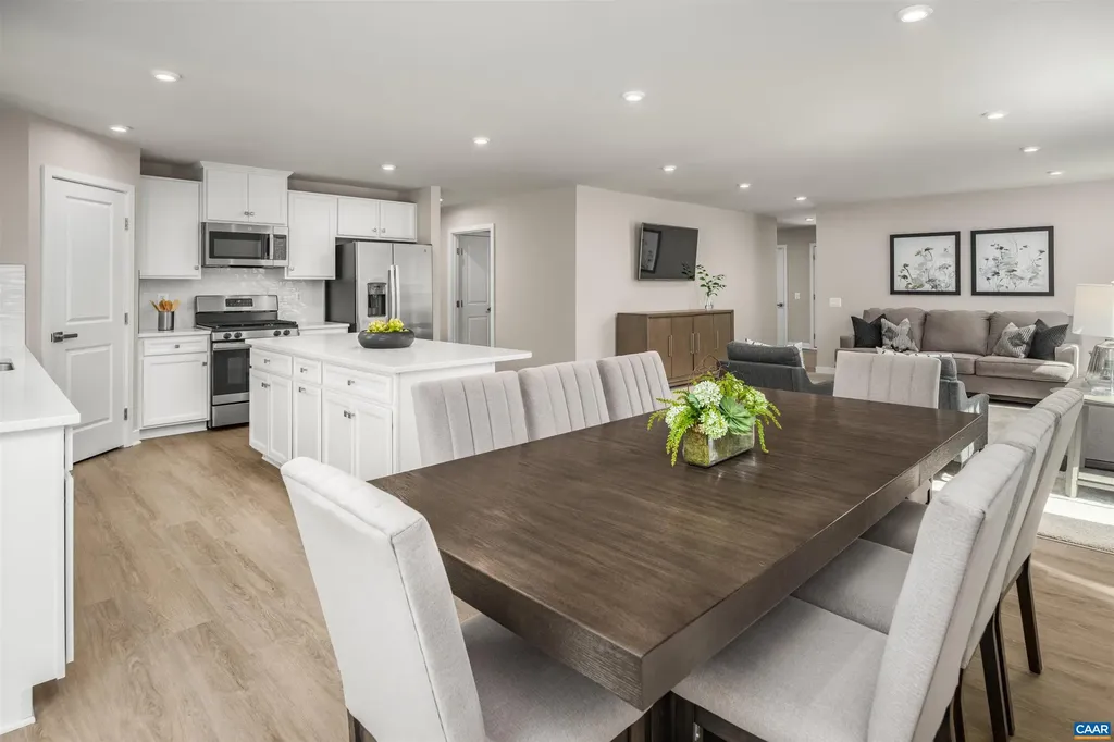 405 White Sands Boulevard Barboursville VA 22923