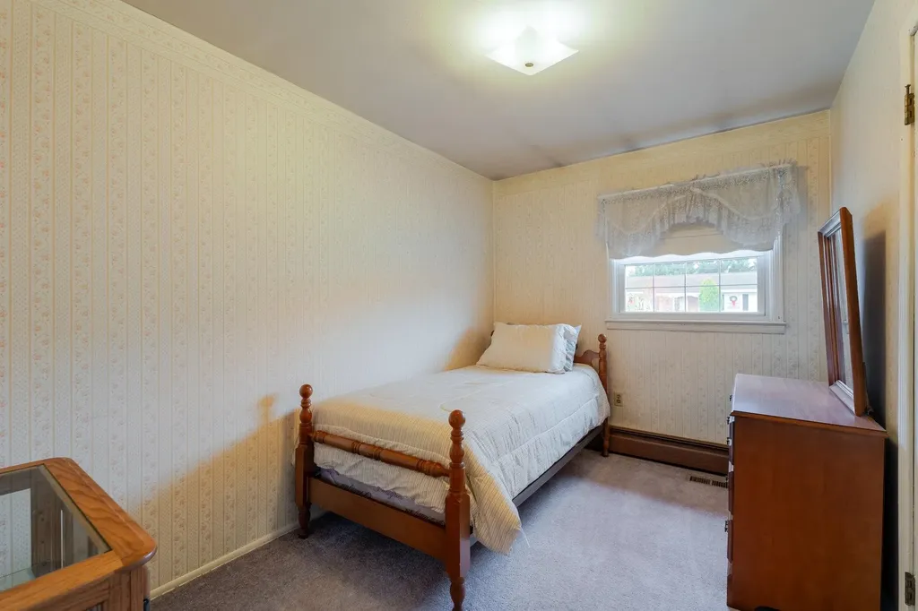 322 Summit Avenue W Elkton VA 22827