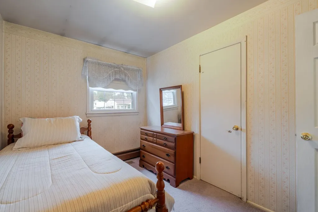 322 Summit Avenue W Elkton VA 22827