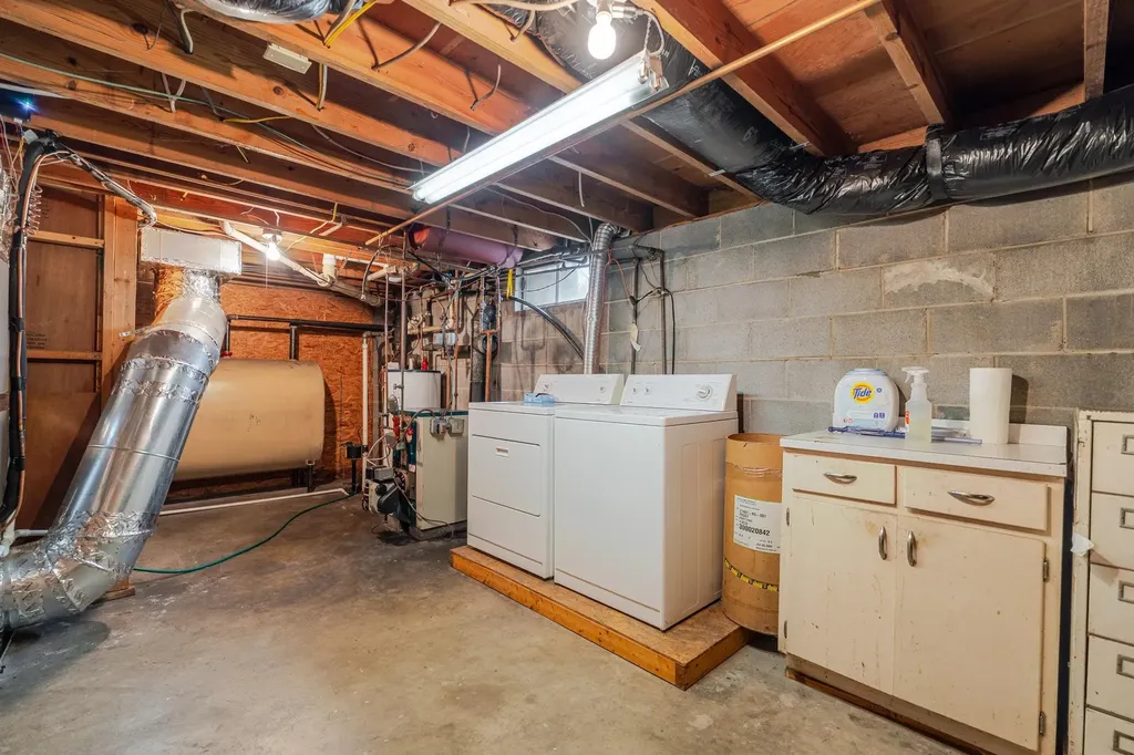 322 Summit Avenue W Elkton VA 22827