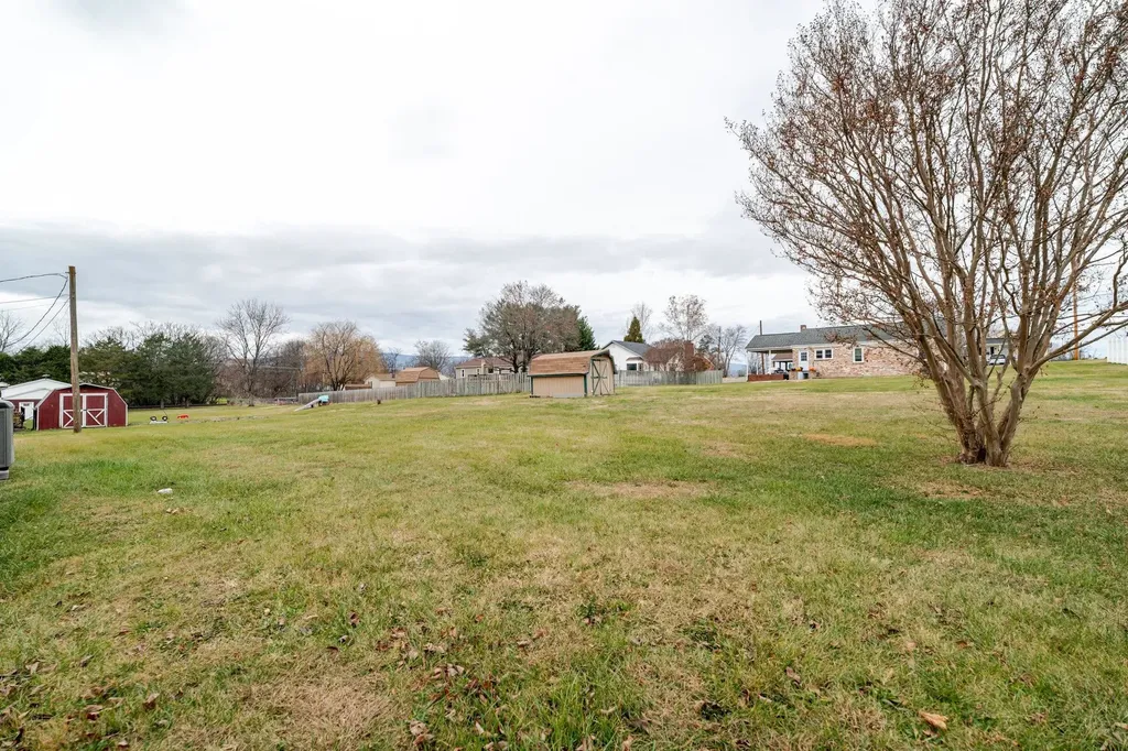 322 Summit Avenue W Elkton VA 22827