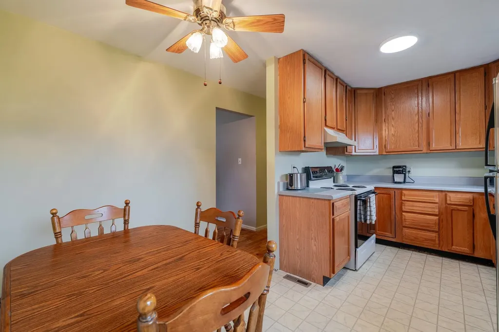 322 Summit Avenue W Elkton VA 22827