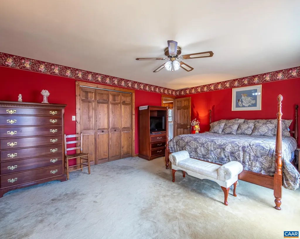 330 Eades Lane Lovingston VA 22949