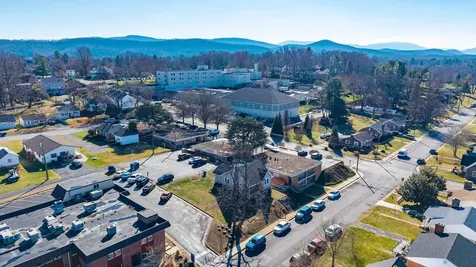 1305 13th Street Waynesboro VA 22980