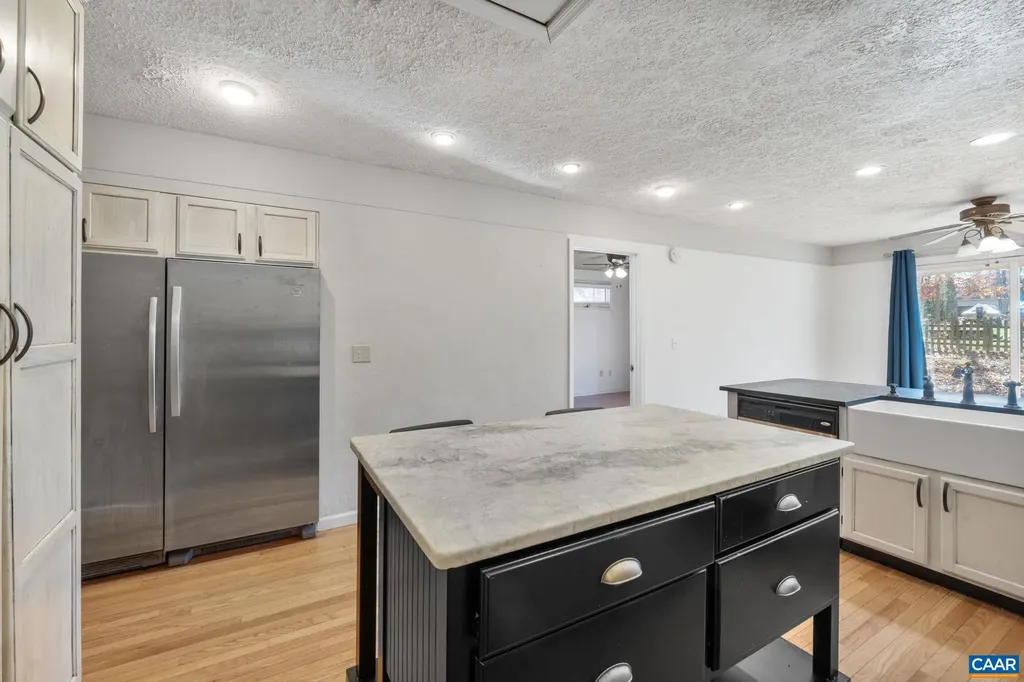 30 Colonial Road Palmyra VA 22963