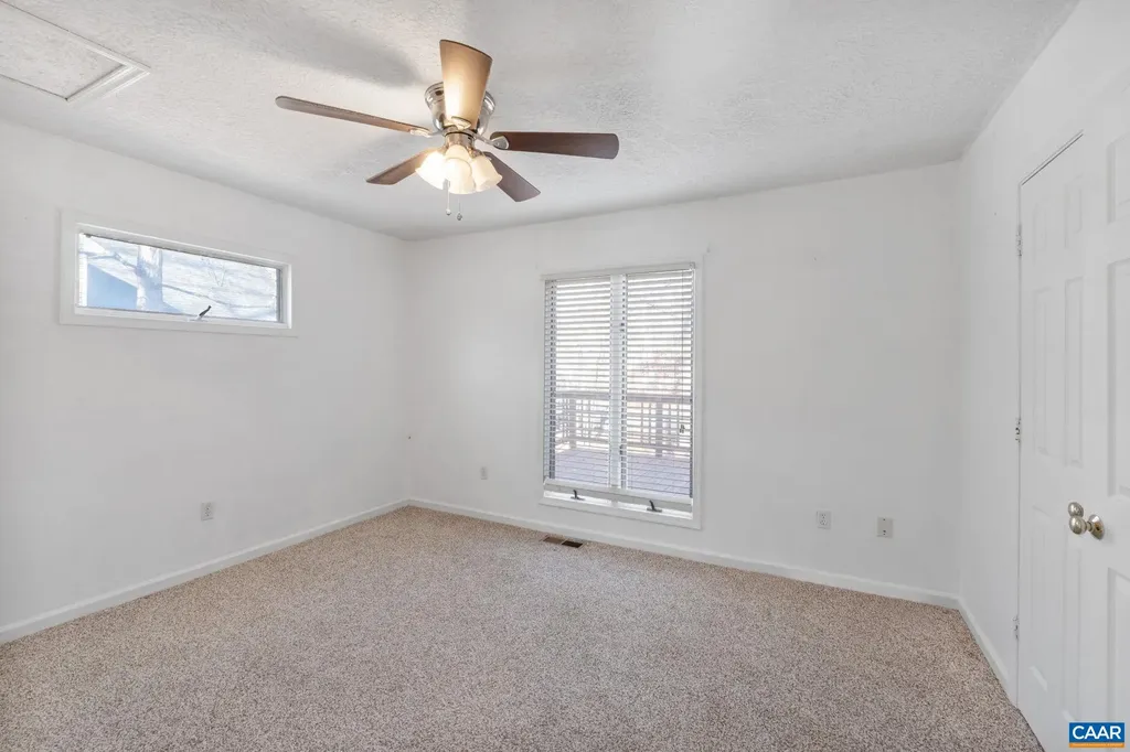 30 Colonial Road Palmyra VA 22963