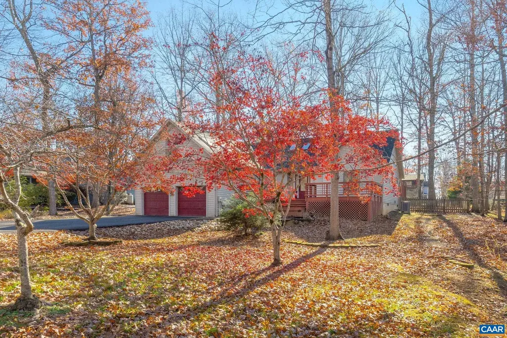 30 Colonial Road Palmyra VA 22963