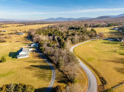 Harper Valley Road Luray VA 22835